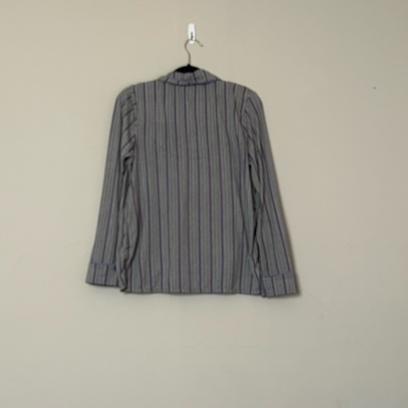 Simply Vera gray and purple striped classic pajamas (M). - Picture 5 of 8